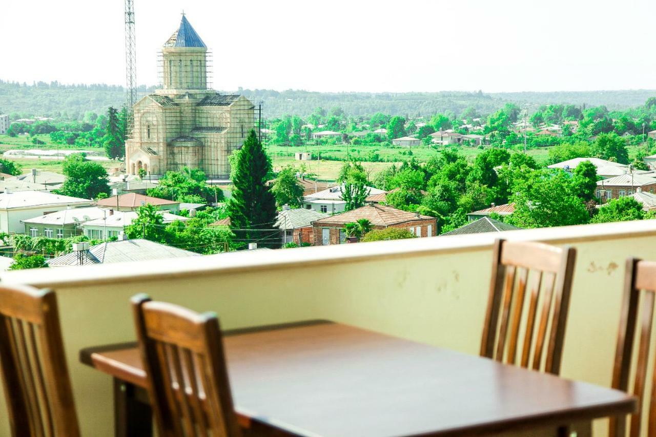 Hotel Grand Zugdidi Buitenkant foto